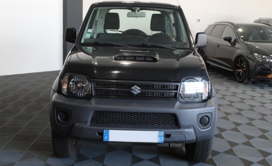 SUZUKI JIMNY 1.3 i 16V 4WD 85 cv 2 Places Attache remorque