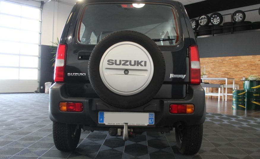 SUZUKI JIMNY 1.3 i 16V 4WD 85 cv 2 Places Attache remorque